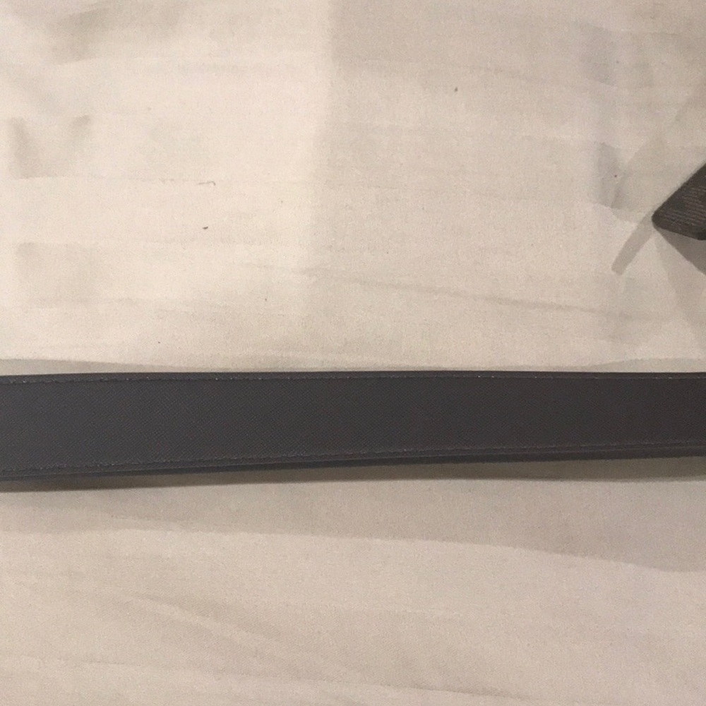 Michael Kors Reversible Belt - Picture 3 of 4
